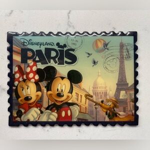 Disneyland Paris Magnet 2011